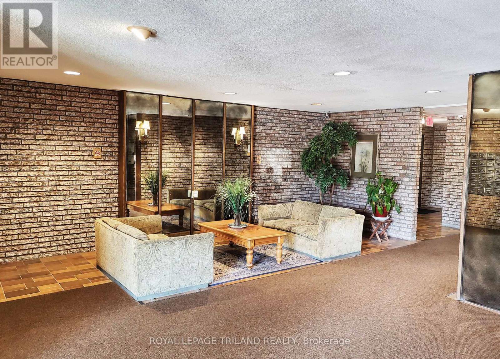 Property at 307 - 1104 JALNA BOULEVARD image 2