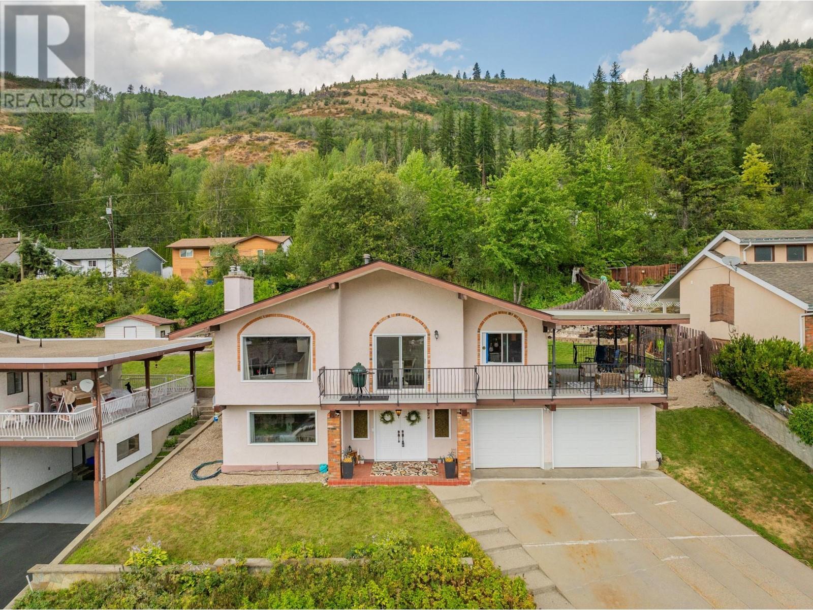 Property at 924 7TH Street image 1