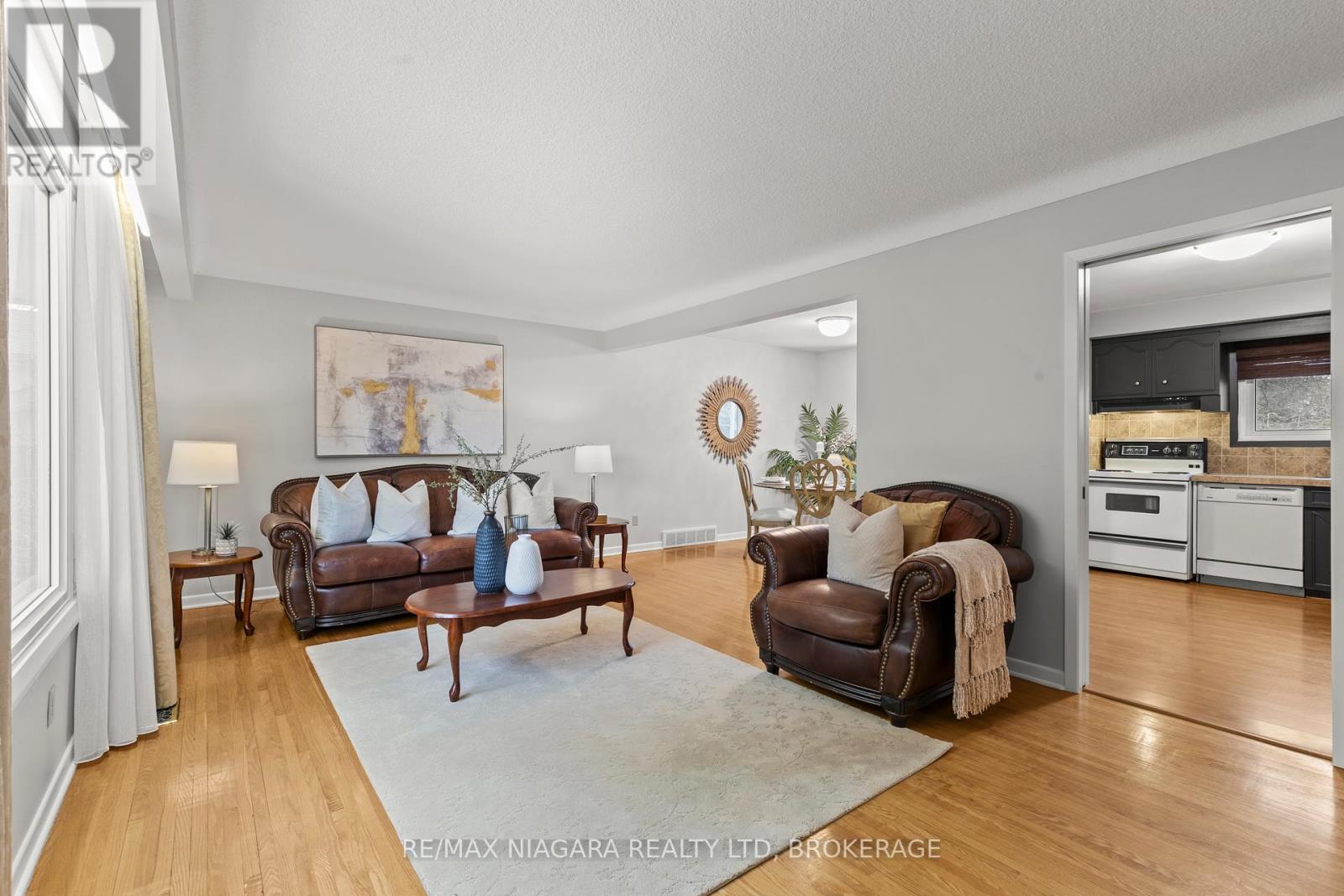 121 Sherman Drive, St. Catharines, Ontario  L2N 2L7 - Photo 11 - X12004944