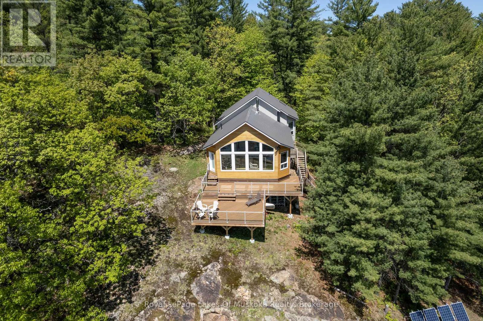 22 Mile Island, Gravenhurst, Ontario  P0E 1G0 - Photo 18 - X12004975