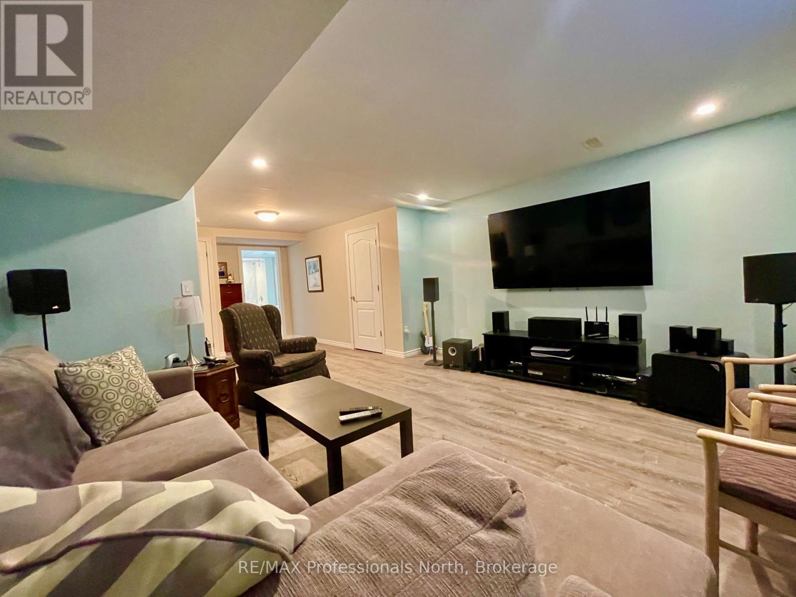 1 Prestwick Drive, Huntsville, Ontario  P1H 0C2 - Photo 26 - X12003601