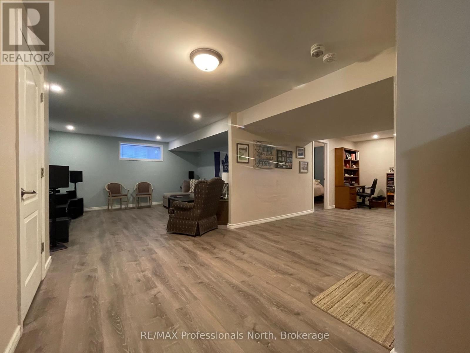 1 Prestwick Drive, Huntsville, Ontario  P1H 0C2 - Photo 29 - X12003601