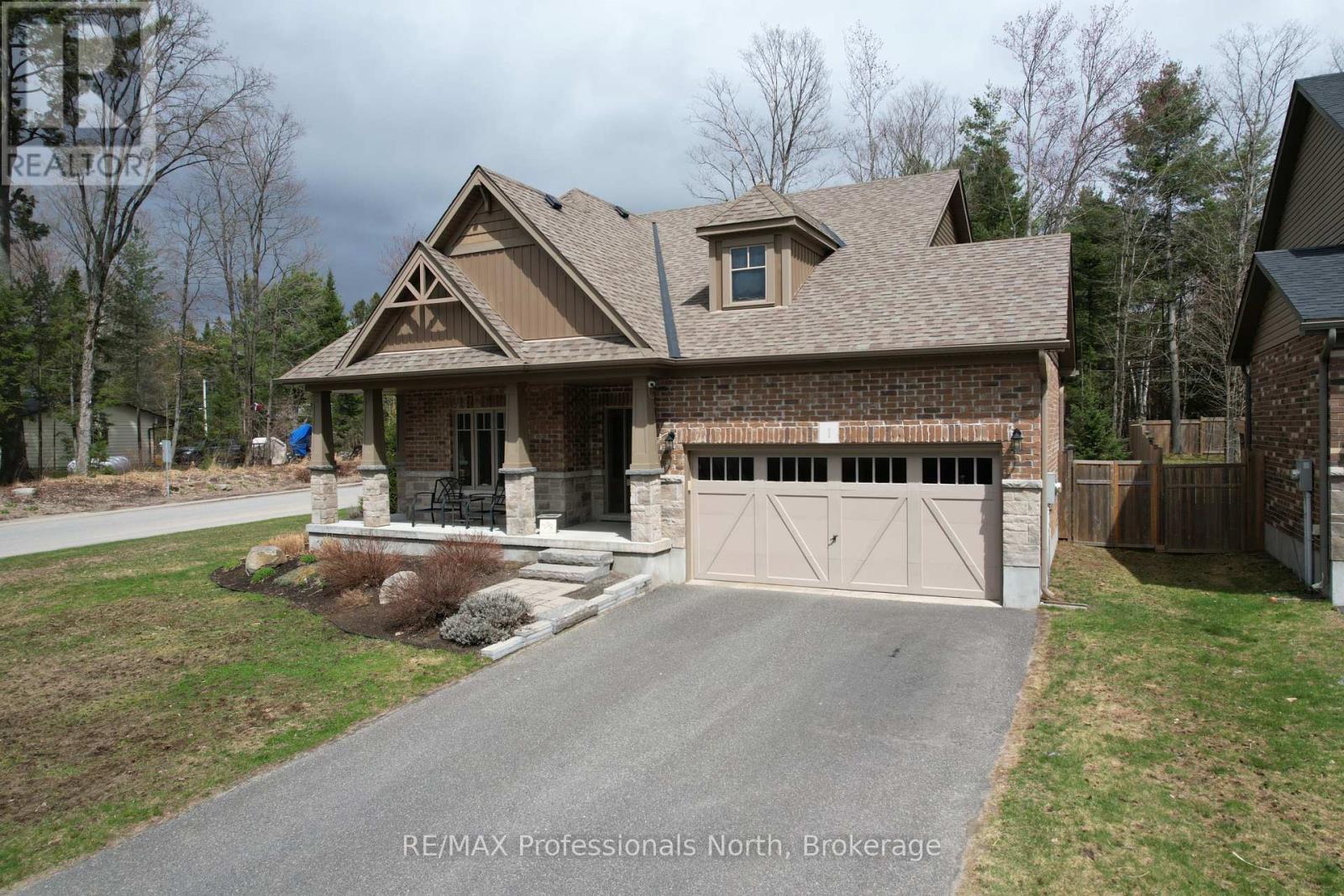 1 Prestwick Drive, Huntsville, Ontario  P1H 0C2 - Photo 6 - X12003601