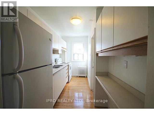 Main - 1160 Avenue Road, Toronto, Ontario  M5N 2E8 - Photo 16 - C12004871