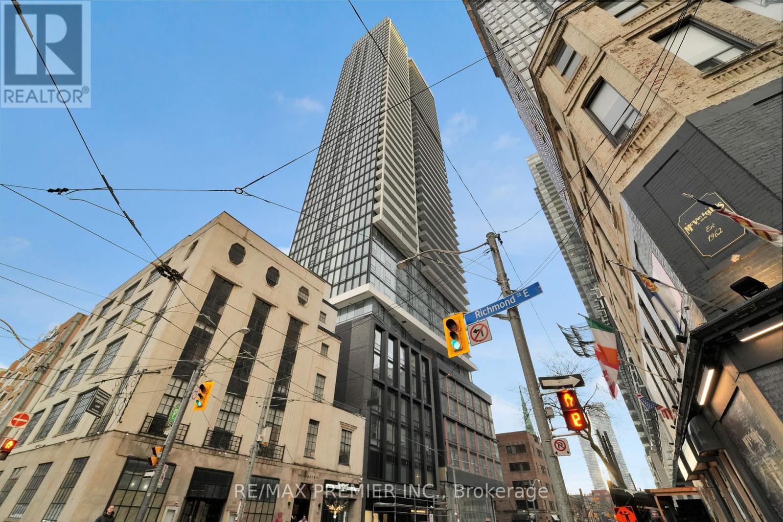 604 - 89 Church Street, Toronto, Ontario  M5C 0B7 - Photo 2 - C12004877