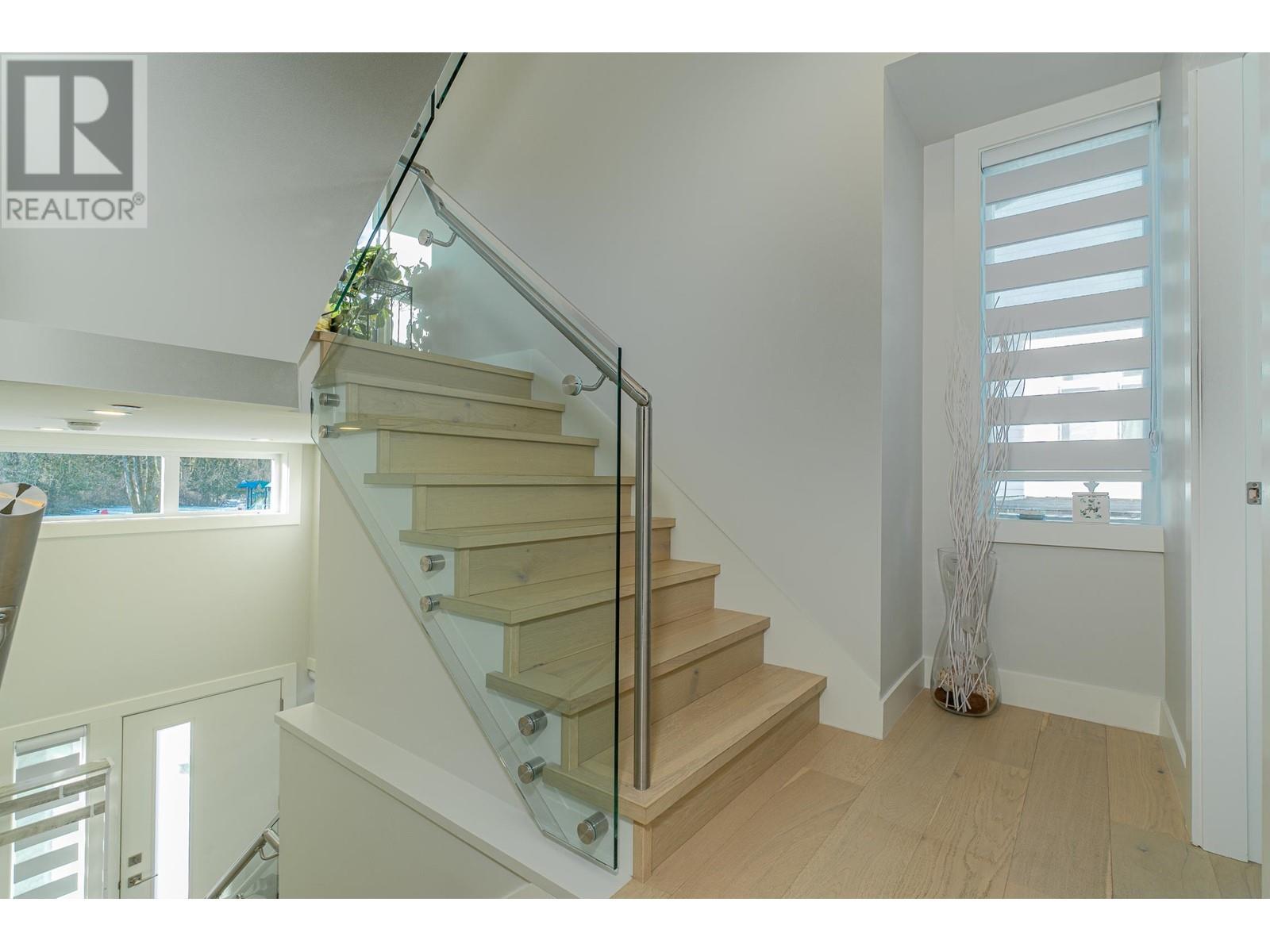 8 933 Premier Street, North Vancouver, British Columbia  V7J 0E4 - Photo 21 - R2974275