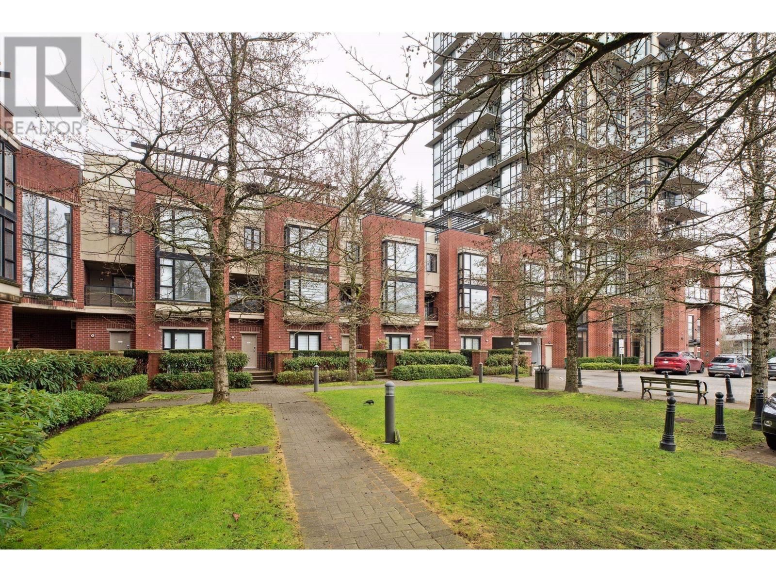 1504 11 E Royal Avenue, New Westminster, British Columbia  V3L 0A8 - Photo 3 - R2974308