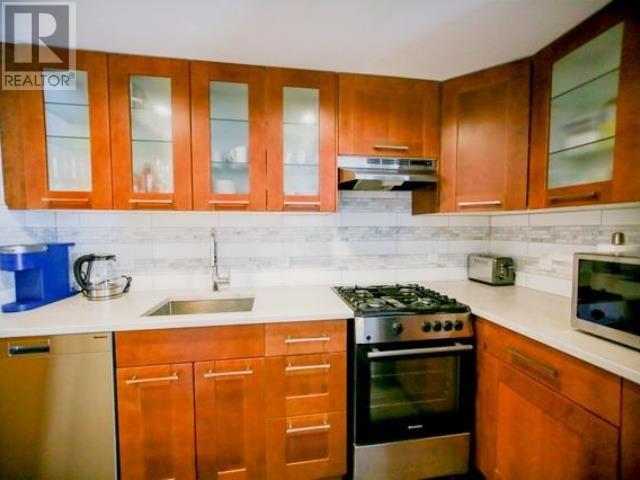 Listing Picture 14 of 21 : 502 933 SEYMOUR STREET, Vancouver / 溫哥華 - 魯藝地產 Yvonne Lu Group - MLS Medallion Club Member