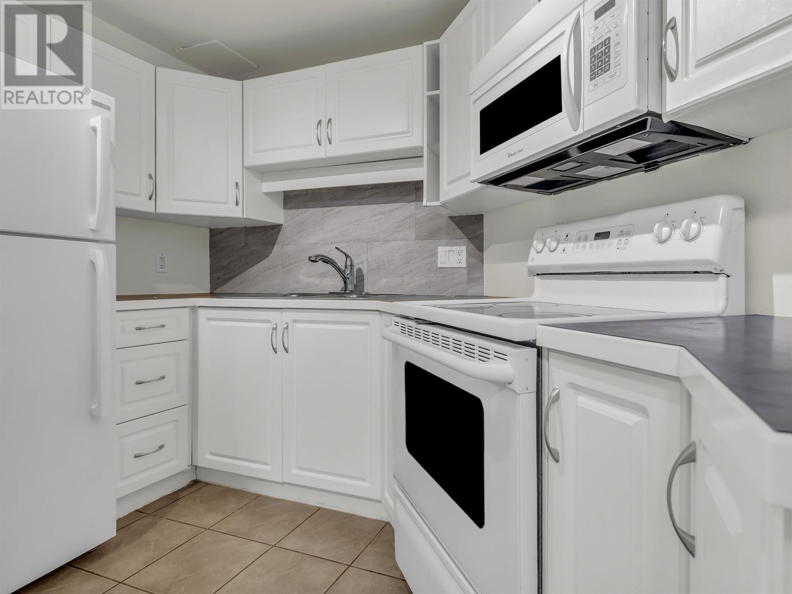 103 545 Austin Avenue, Coquitlam, British Columbia  V3K 6R4 - Photo 18 - R2974342