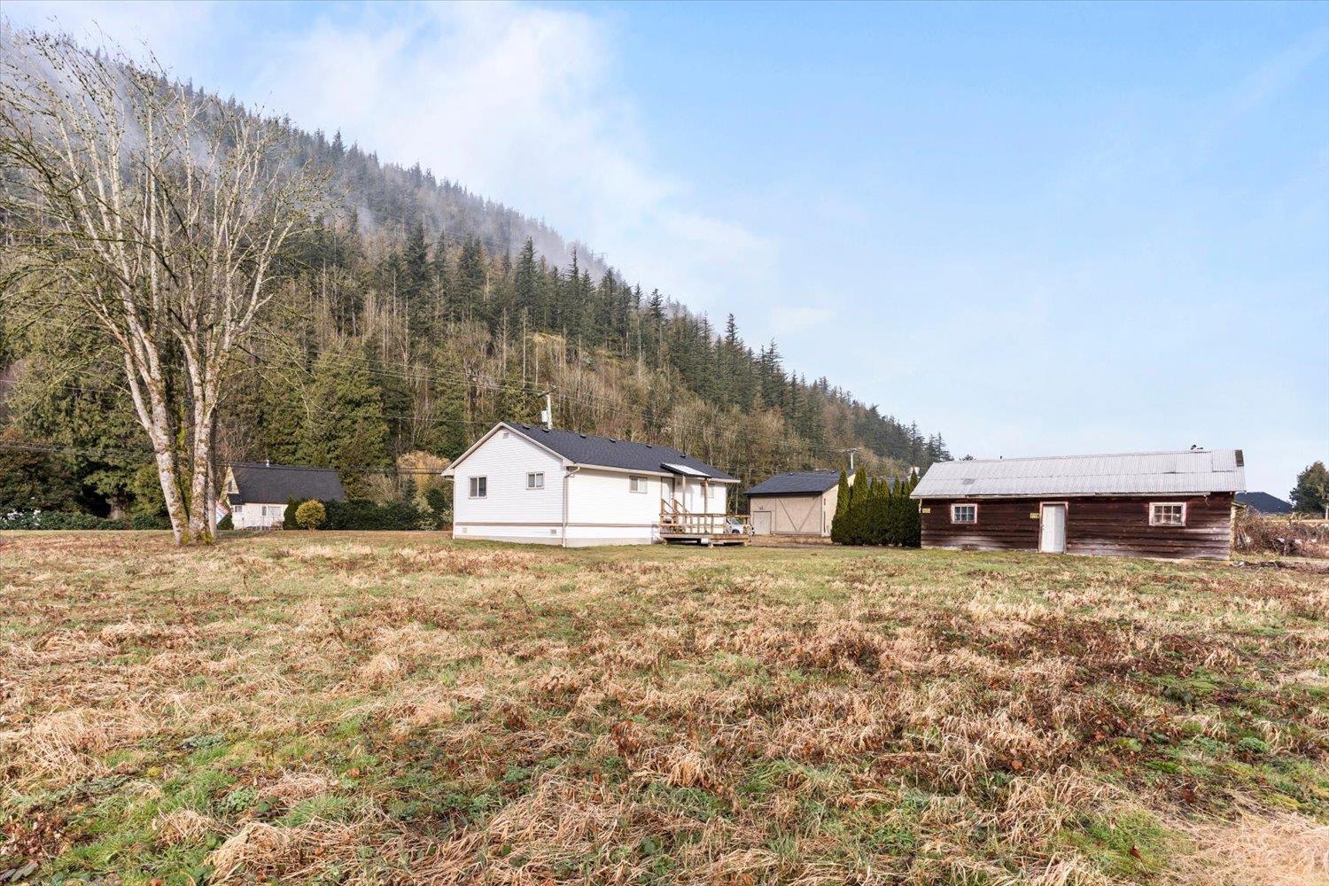 905 HOT SPRINGS ROAD|Harrison Hot Springs, Harrison Hot Springs, British Columbia