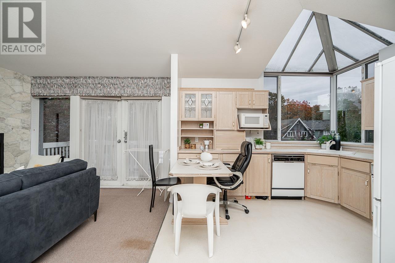 Listing Picture 25 of 38 : 825 W 23RD AVENUE, Vancouver / 溫哥華 - 魯藝地產 Yvonne Lu Group - MLS Medallion Club Member