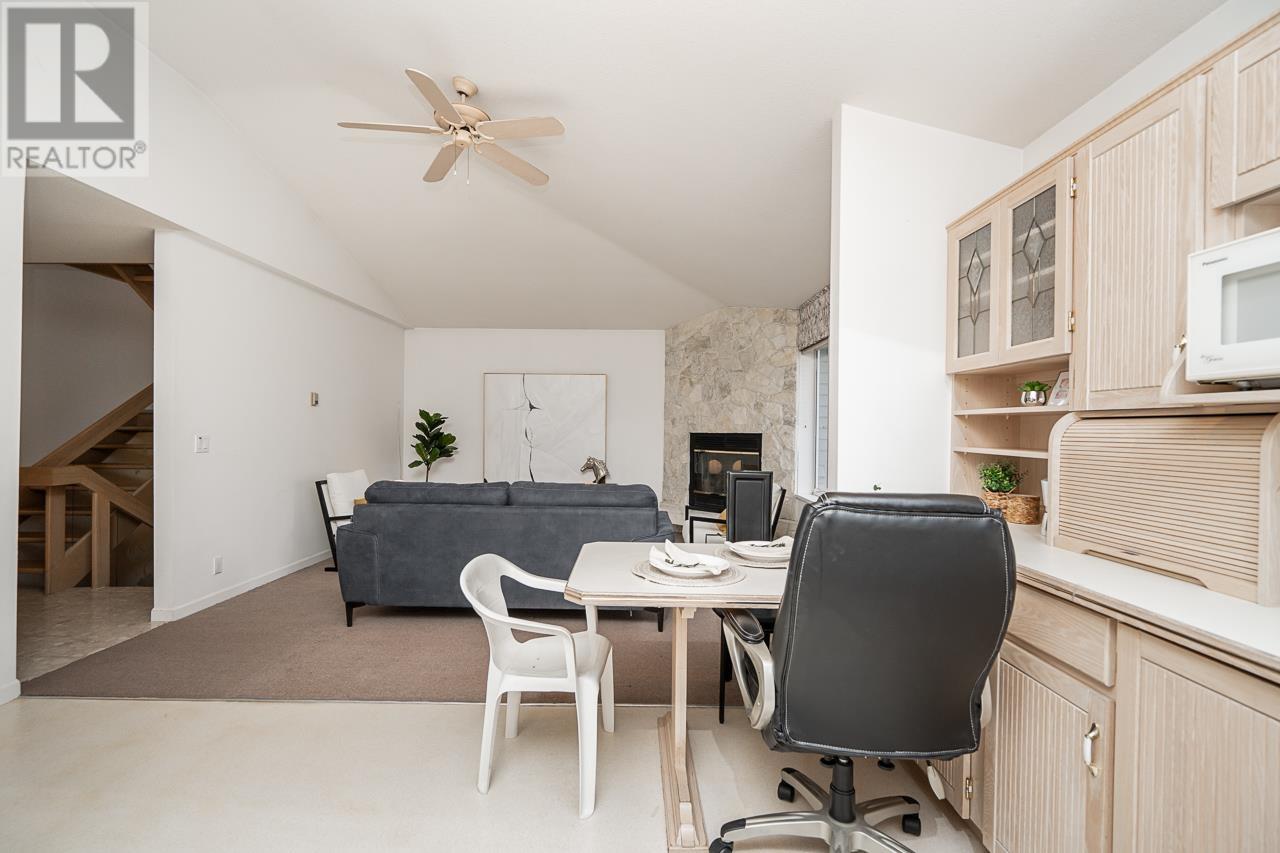 Listing Picture 27 of 38 : 825 W 23RD AVENUE, Vancouver / 溫哥華 - 魯藝地產 Yvonne Lu Group - MLS Medallion Club Member