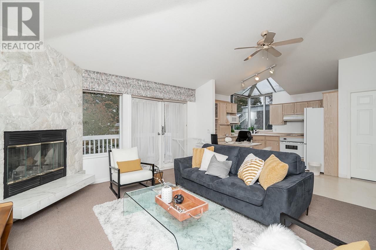 Listing Picture 23 of 38 : 825 W 23RD AVENUE, Vancouver / 溫哥華 - 魯藝地產 Yvonne Lu Group - MLS Medallion Club Member