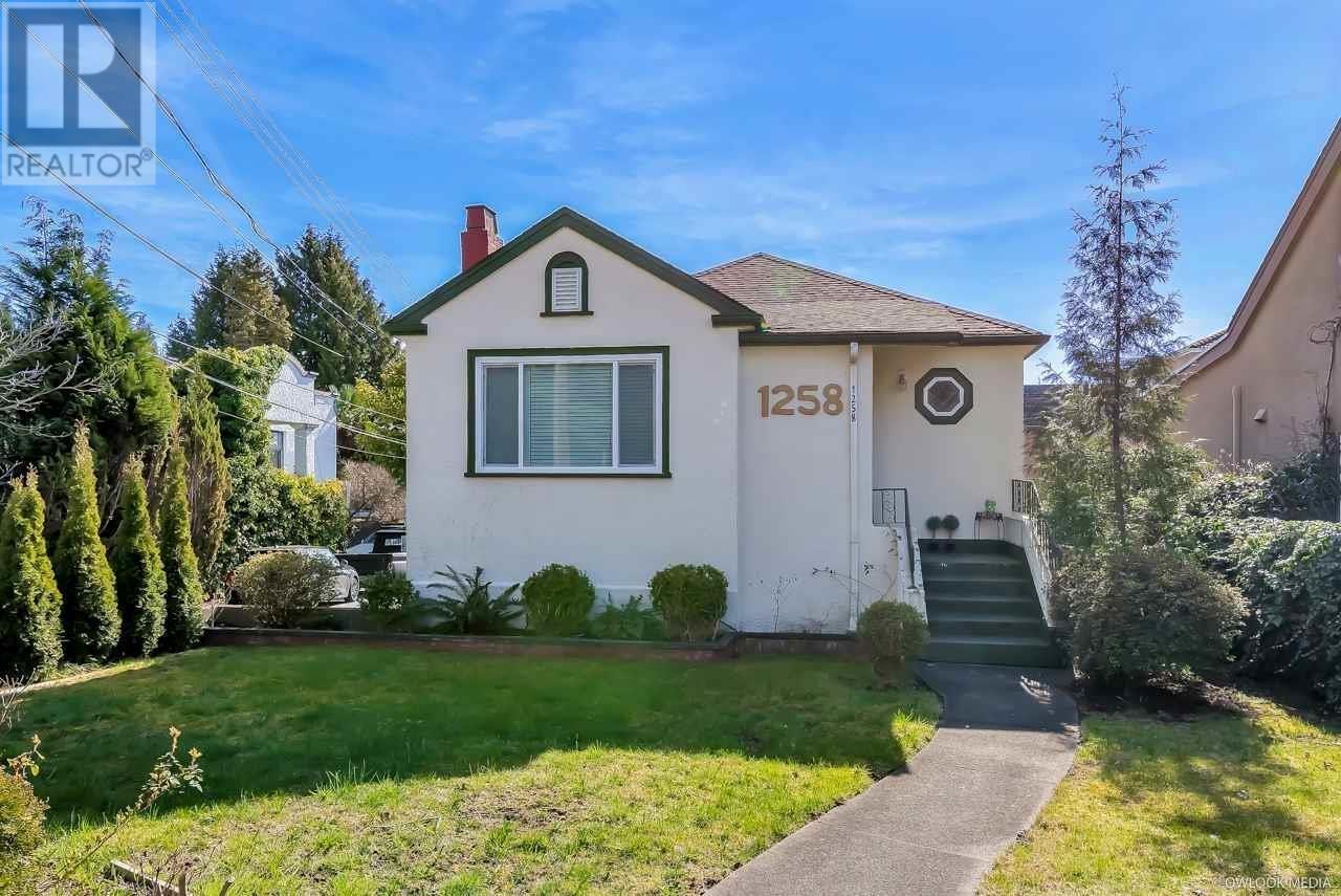 1258 PARK DRIVE, vancouver, British Columbia