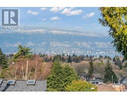 3276 W 21ST AVENUE, Vancouver, British Columbia