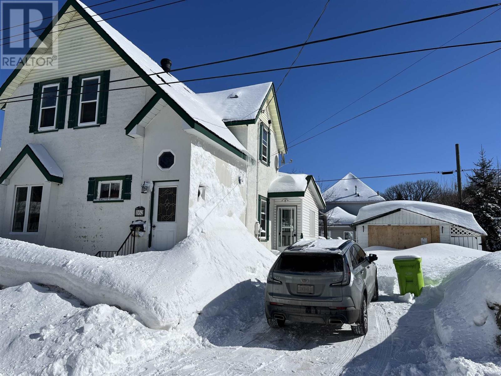 162 Biggings Ave, Sault Ste. Marie, Ontario  P6A 3T9 - Photo 4 - SM250401