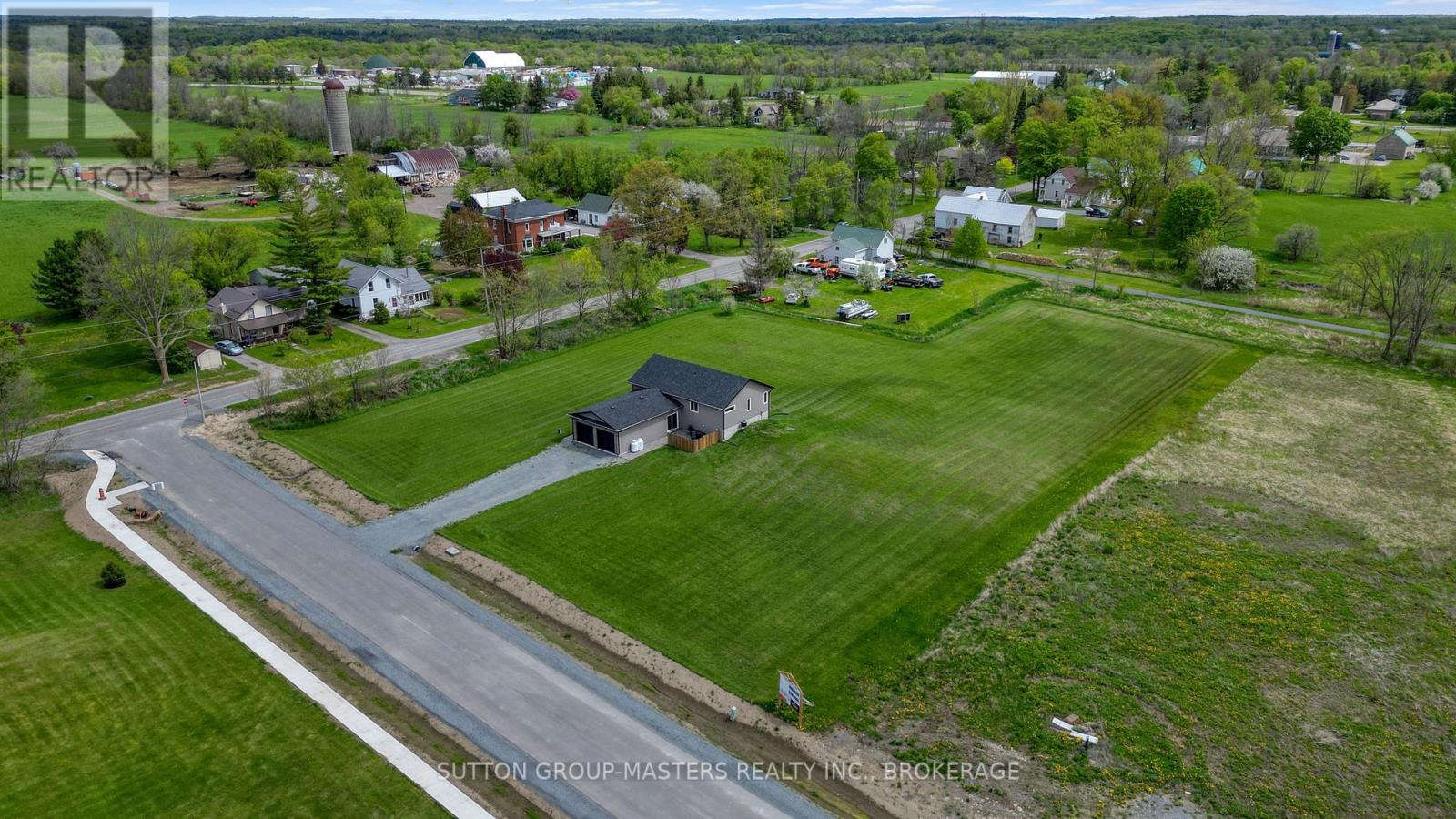 101 Bittersweet Drive S, Frontenac, Ontario  K0H 1W0 - Photo 47 - X12005009