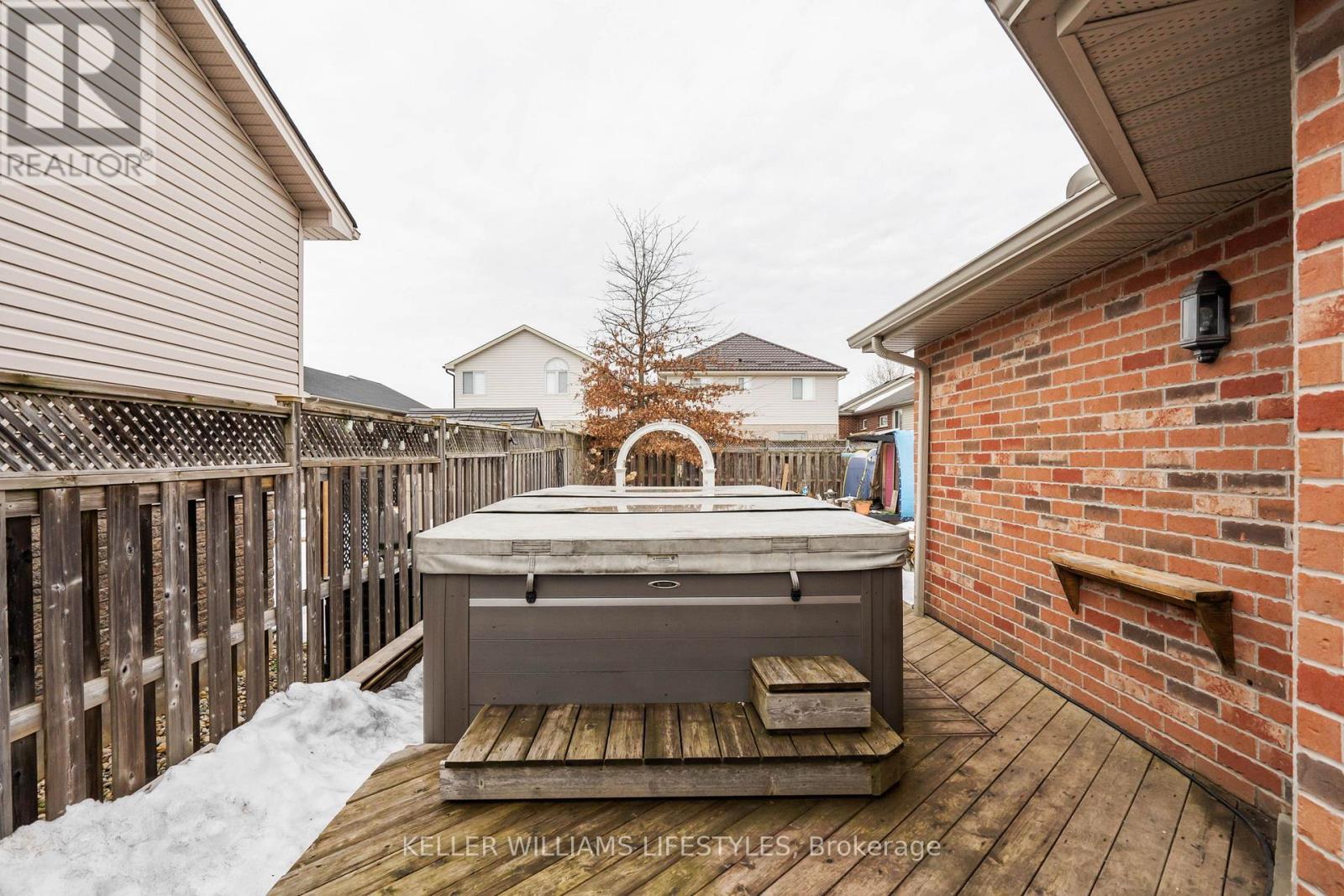 1837 Bayswater Crescent, London, Ontario  N6G 5N1 - Photo 29 - X12005050