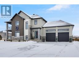 125 LAKE TRAIL ROAD, Ottawa, Ontario