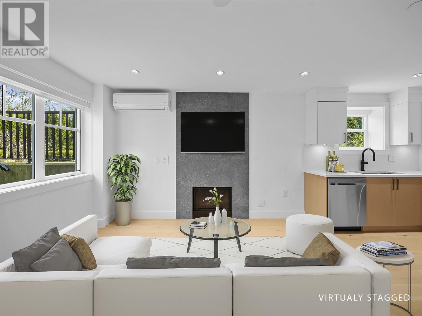 1824 W 12th Avenue, Vancouver, British Columbia  V6J 2E8 - Photo 4 - R2974540