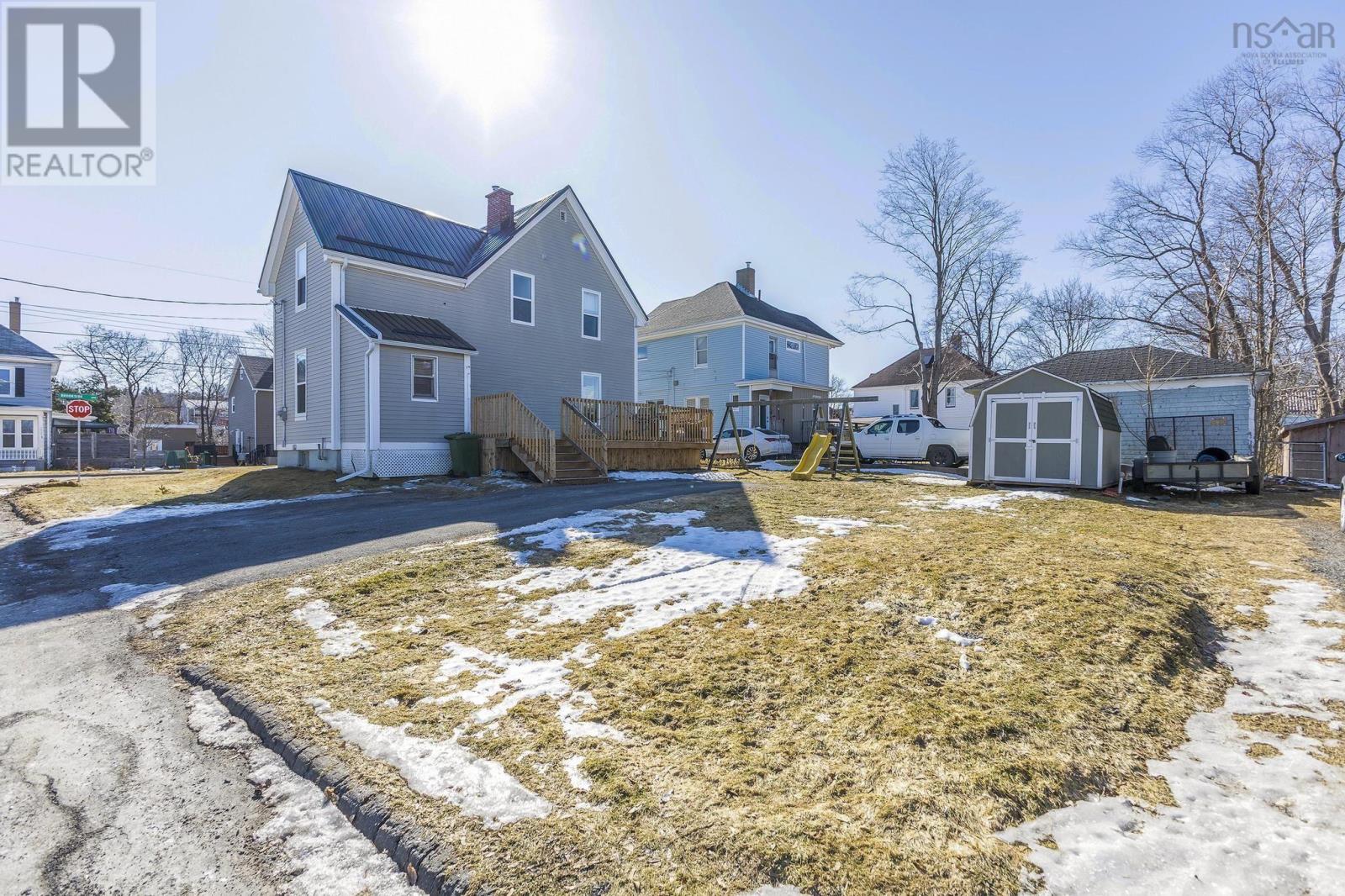 258 Brookside Avenue, New Glasgow, Nova Scotia  B2H 3E6 - Photo 3 - 202504318