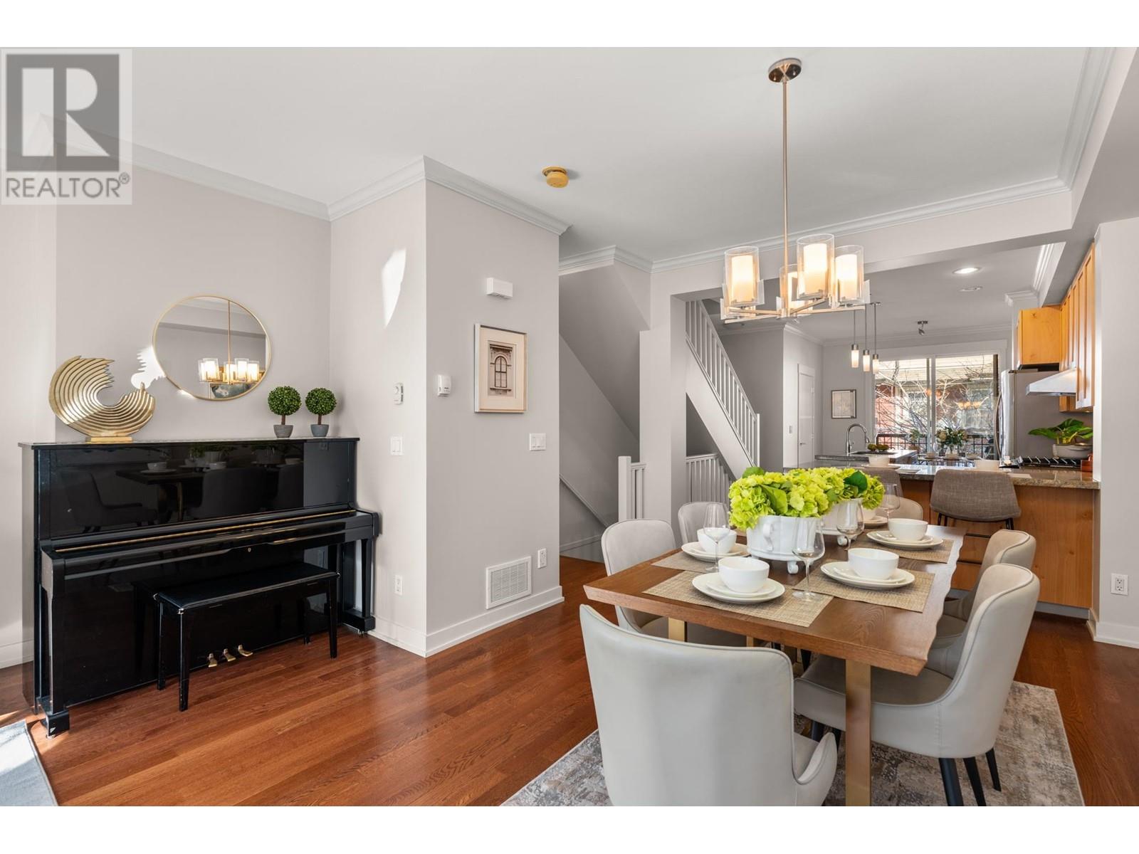 Listing Picture 17 of 36 : 7 6188 BIRCH STREET, Richmond / 烈治文 - 魯藝地產 Yvonne Lu Group - MLS Medallion Club Member