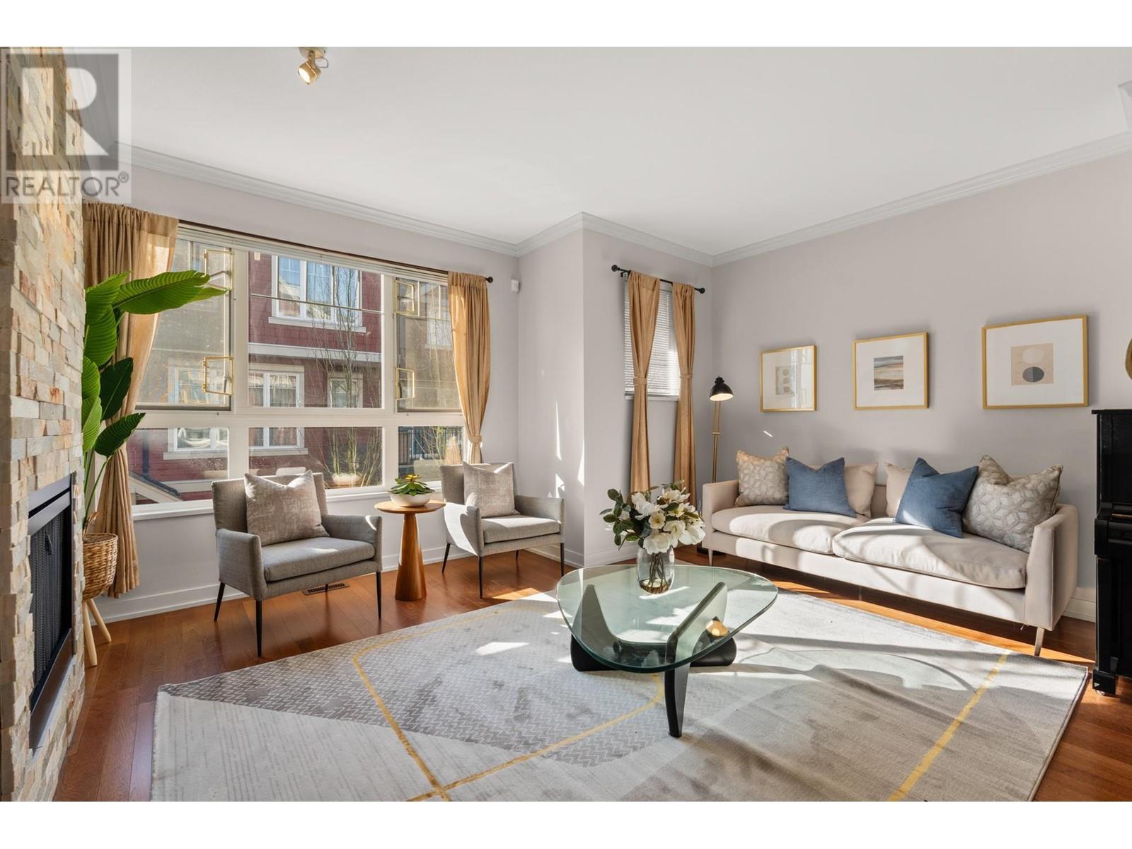 Listing Picture 6 of 36 : 7 6188 BIRCH STREET, Richmond / 烈治文 - 魯藝地產 Yvonne Lu Group - MLS Medallion Club Member