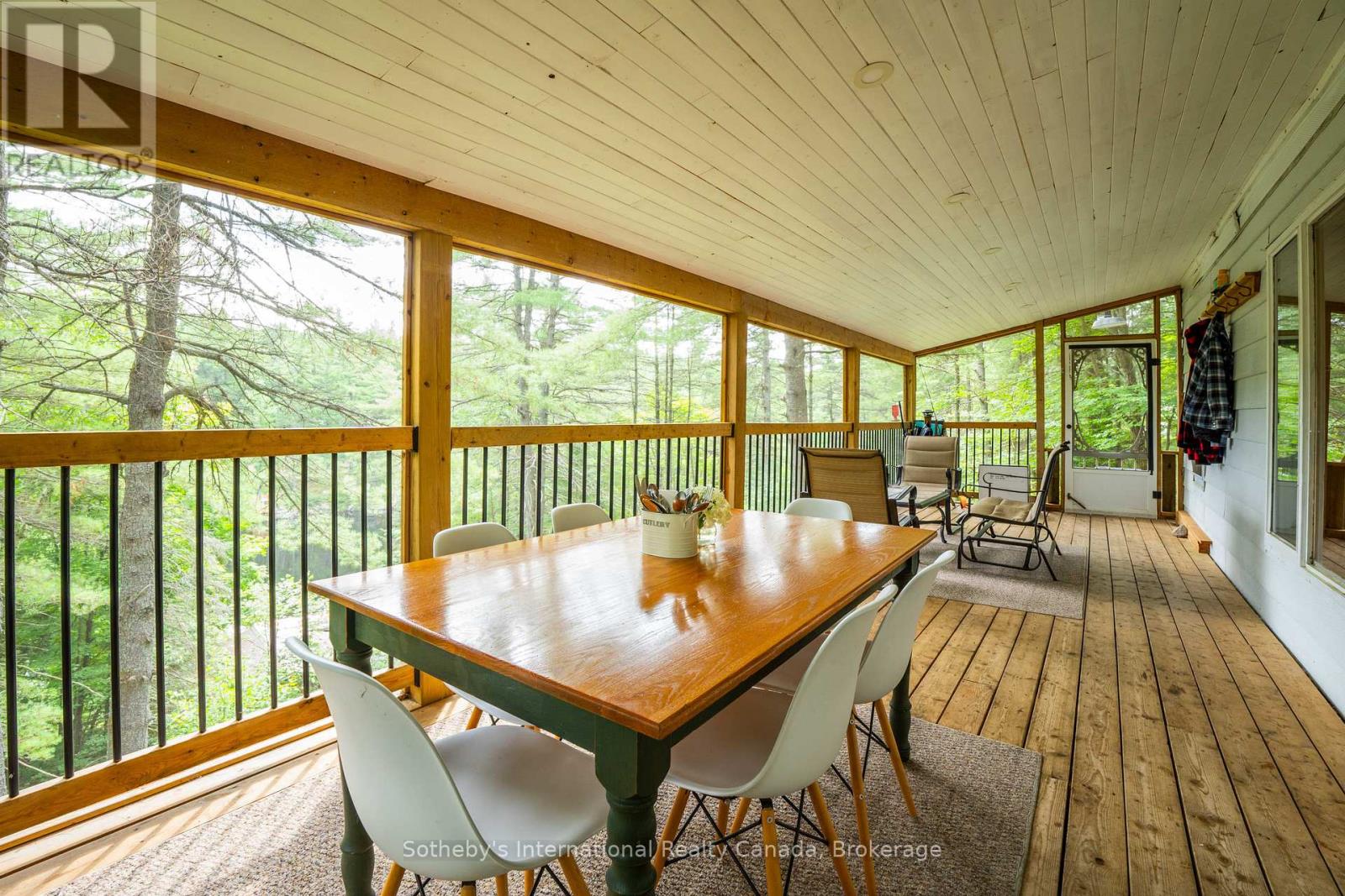 1370 Ranger Bay Road, Parry Sound Remote Area, Ontario  P0H 1S0 - Photo 11 - X12005064