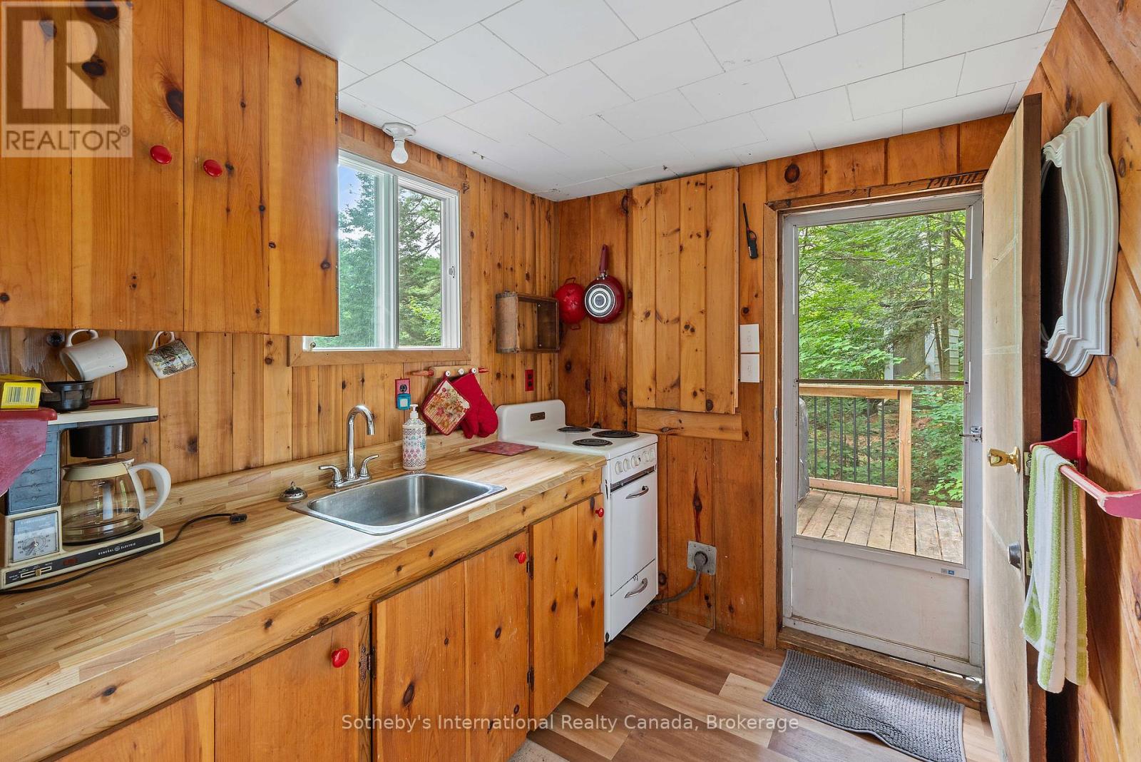 1370 Ranger Bay Road, Parry Sound Remote Area, Ontario  P0H 1S0 - Photo 29 - X12005064