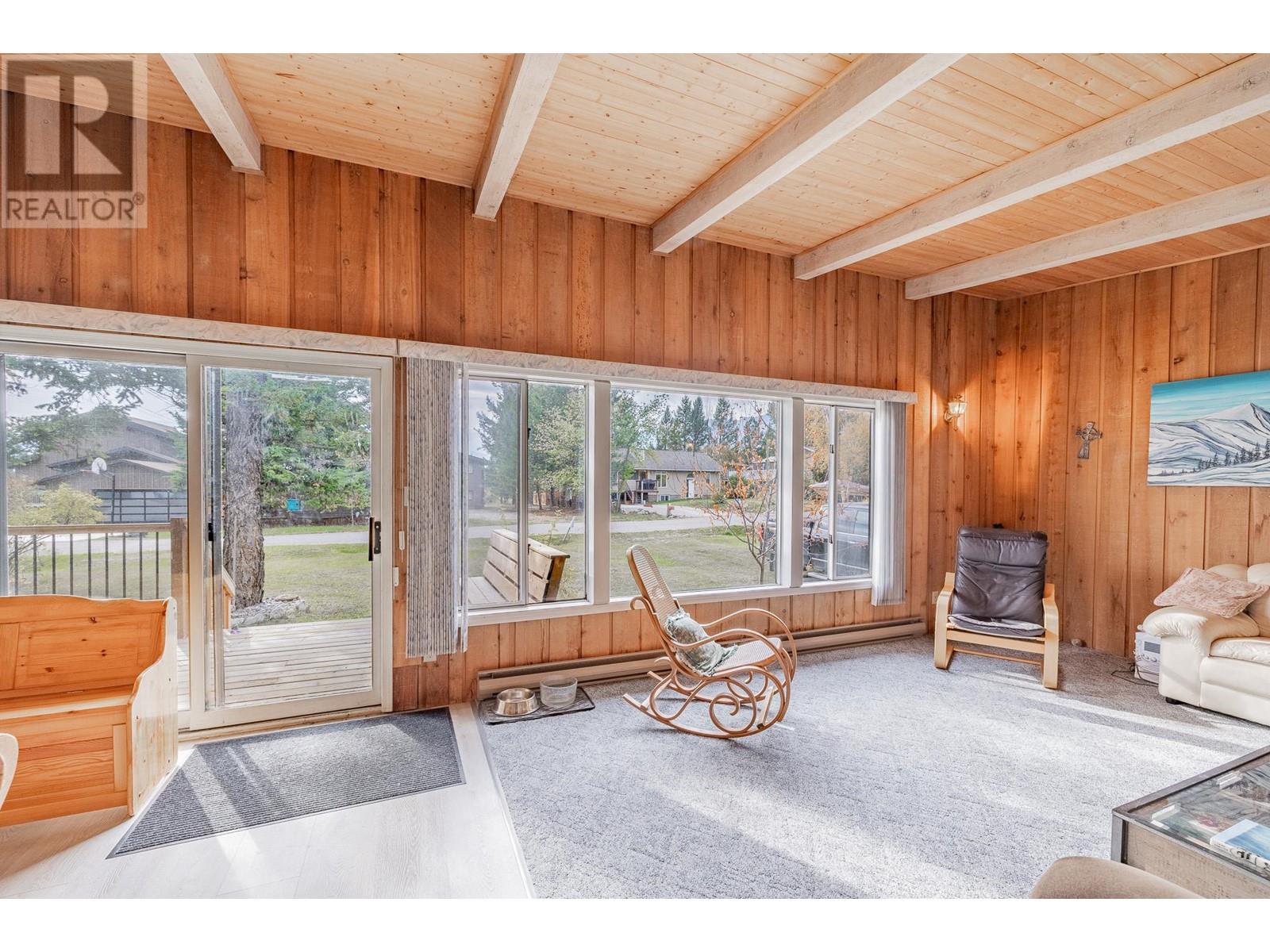 4661 Columere Road, Fairmont Hot Springs, British Columbia  V0B 1L2 - Photo 4 - 10337843