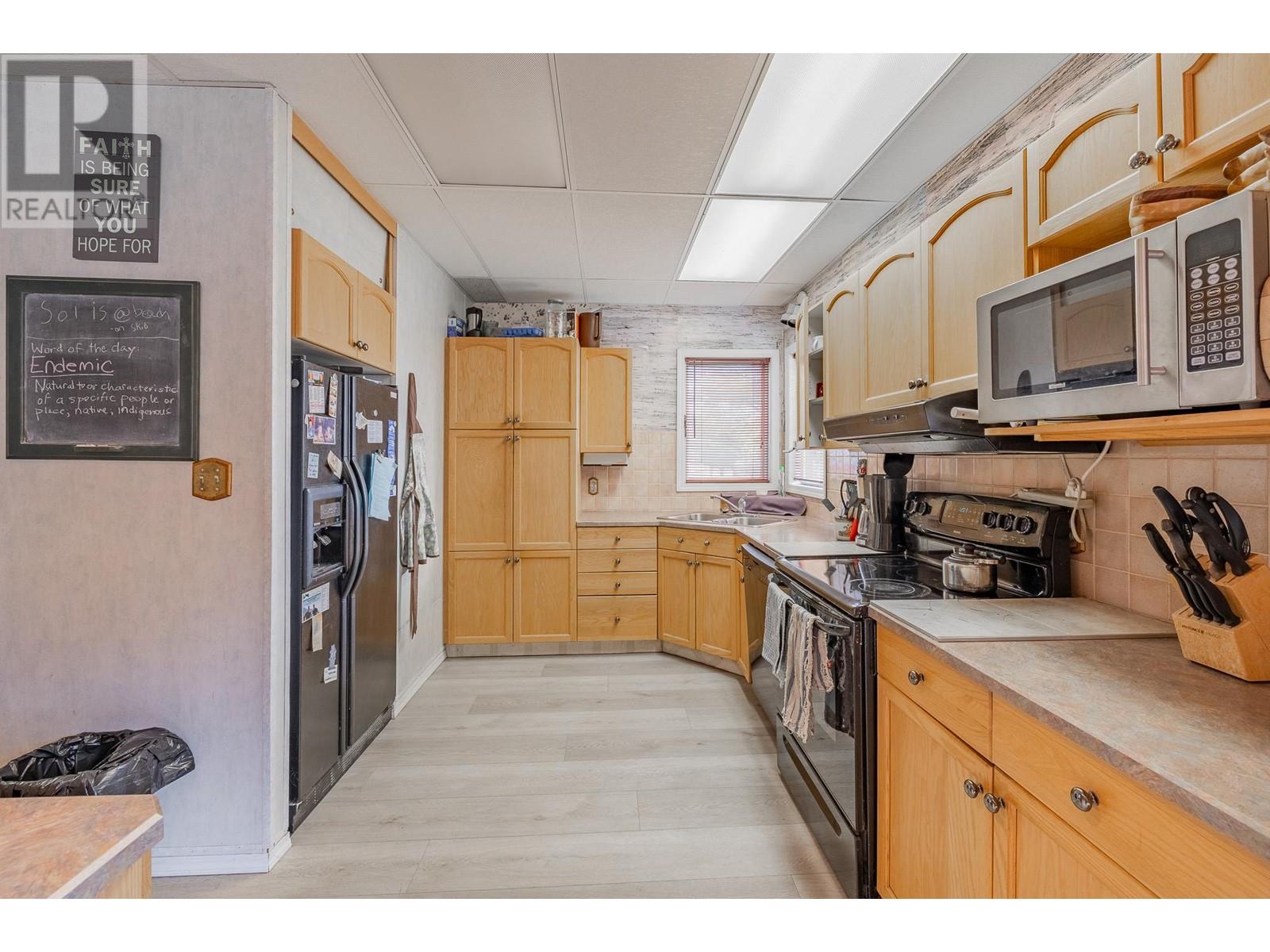 4661 Columere Road, Fairmont Hot Springs, British Columbia  V0B 1L2 - Photo 8 - 10337843
