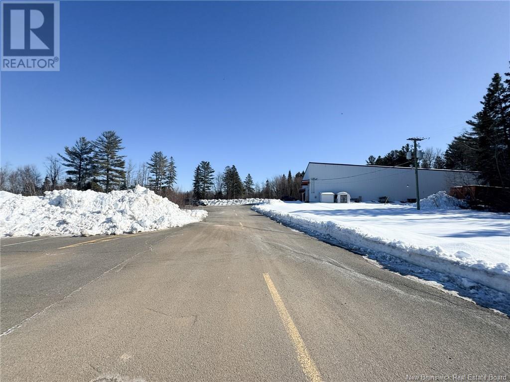 170 Doak Road, Fredericton, New Brunswick  E3C 2G2 - Photo 23 - NB113069