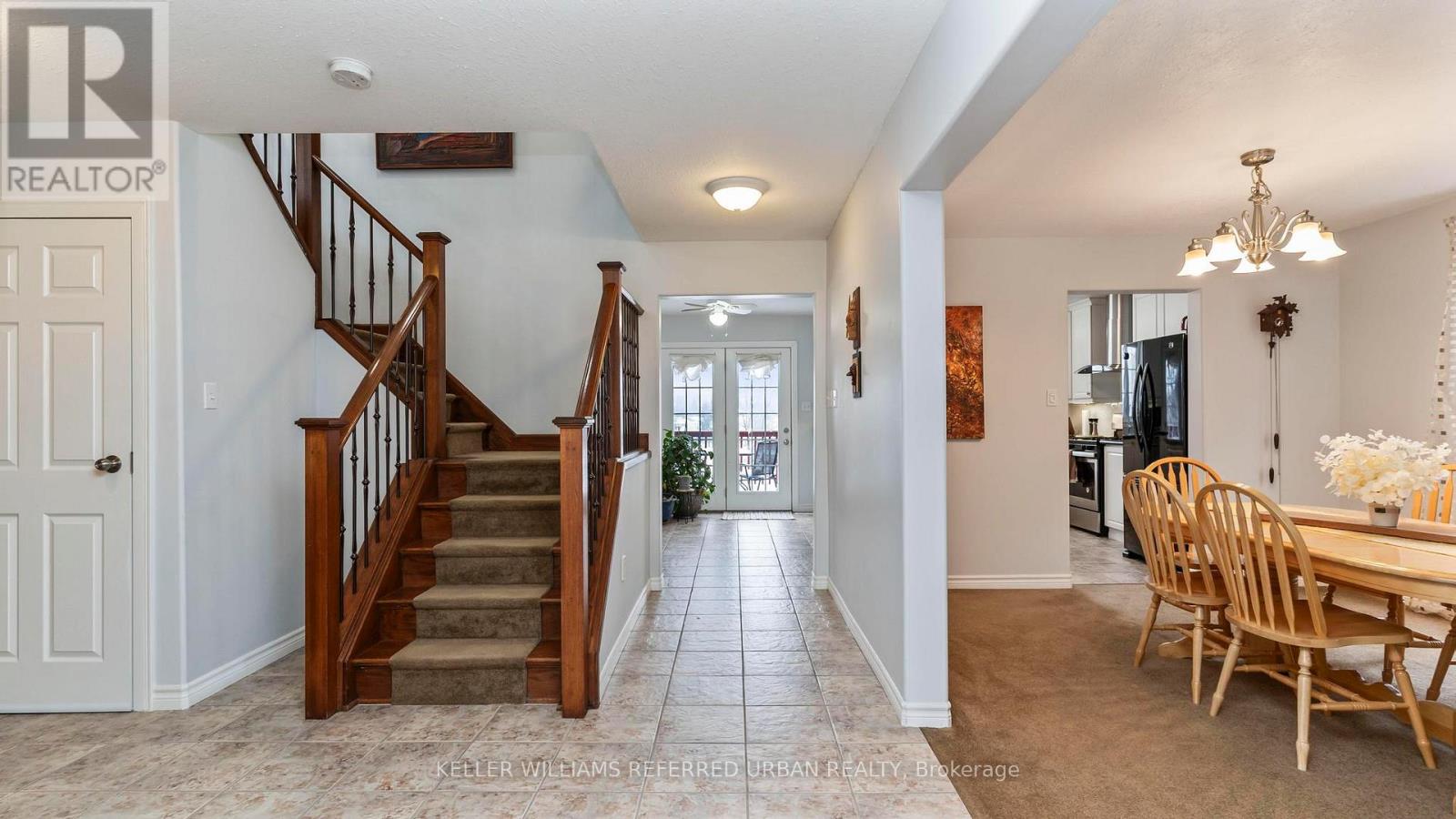 Property at 847 GARIBALDI AVENUE image 3