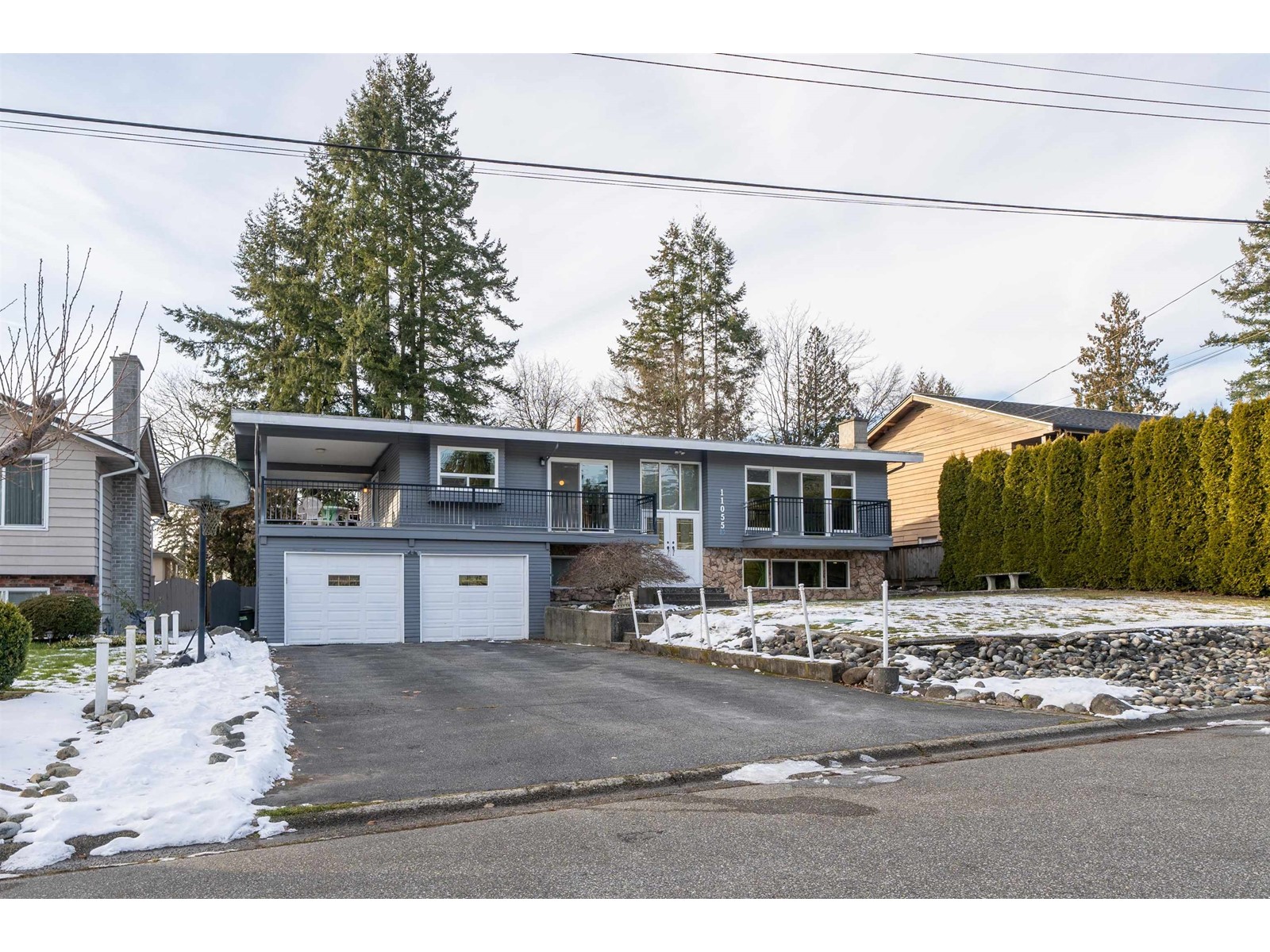 Property at 11055 LINCOLN DRIVE image 2