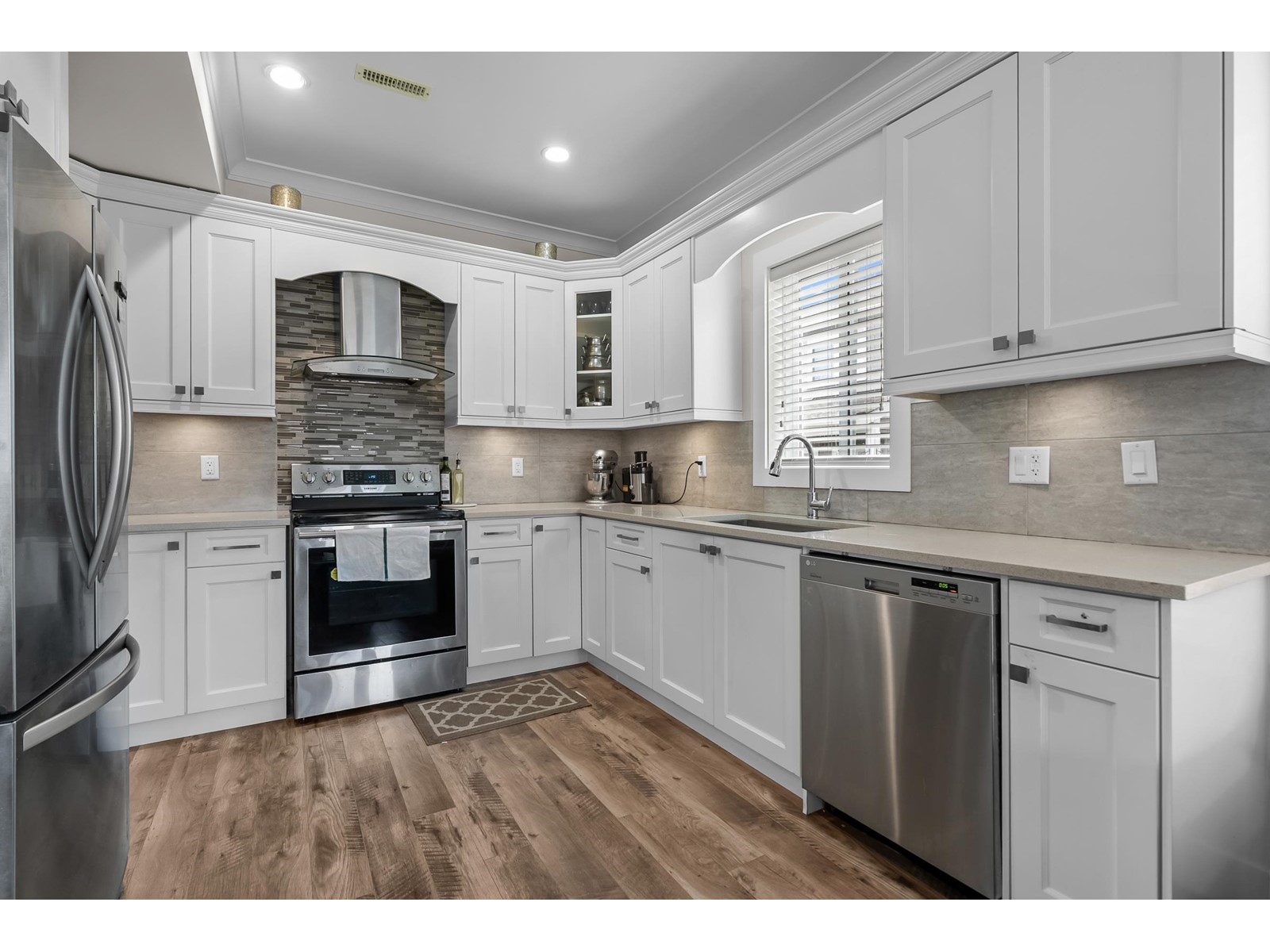 32565 Salsbury Avenue, Mission, British Columbia  V4S 1M3 - Photo 33 - R2973440