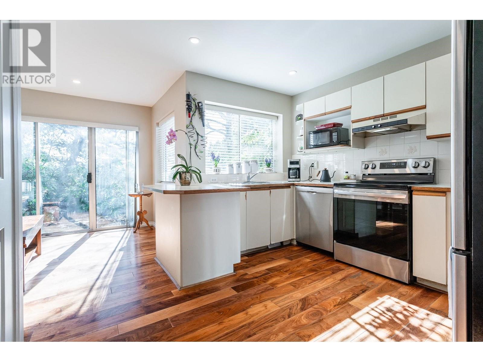 2968 Mt Seymour Parkway, North Vancouver, British Columbia  V7H 1E9 - Photo 12 - R2974339
