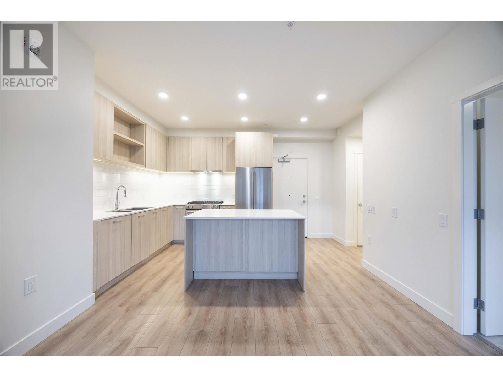 518 741 Anskar Court, Coquitlam, British Columbia  V3J 4J3 - Photo 17 - R2974007