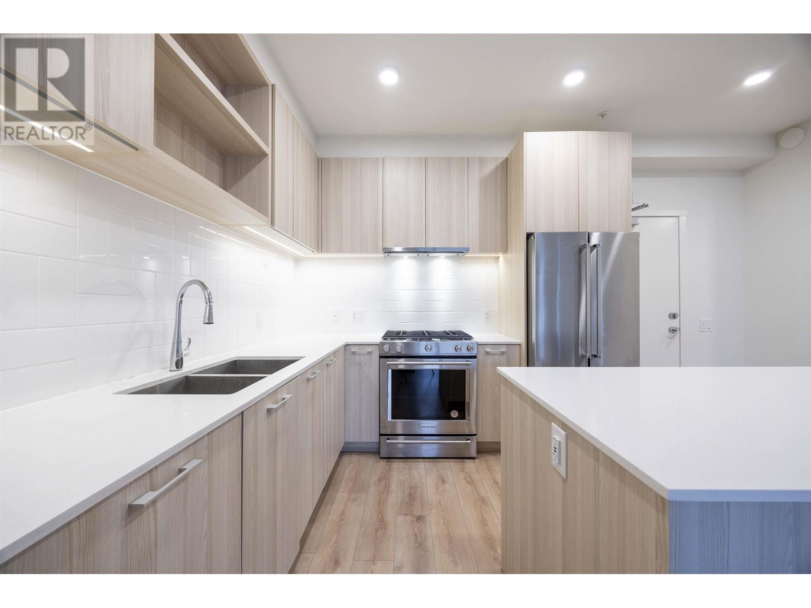 518 741 Anskar Court, Coquitlam, British Columbia  V3J 4J3 - Photo 18 - R2974007