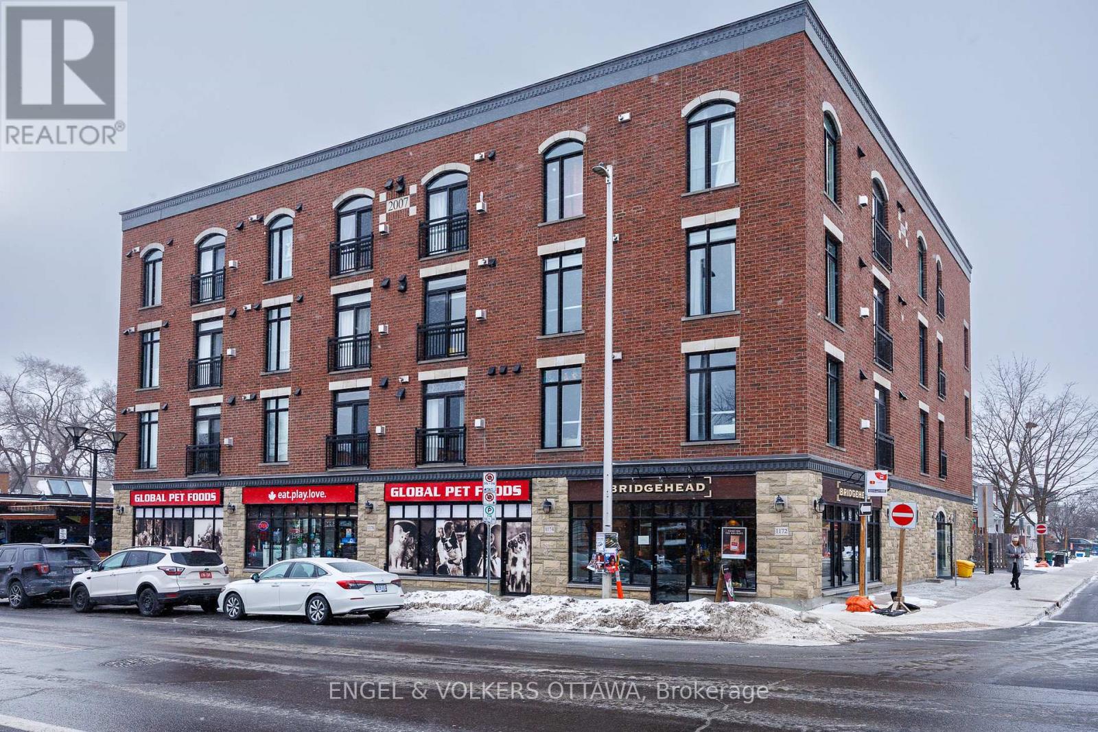 305 - 6 Grove Avenue, Ottawa, Ontario  K1S 3A6 - Photo 1 - X12005162