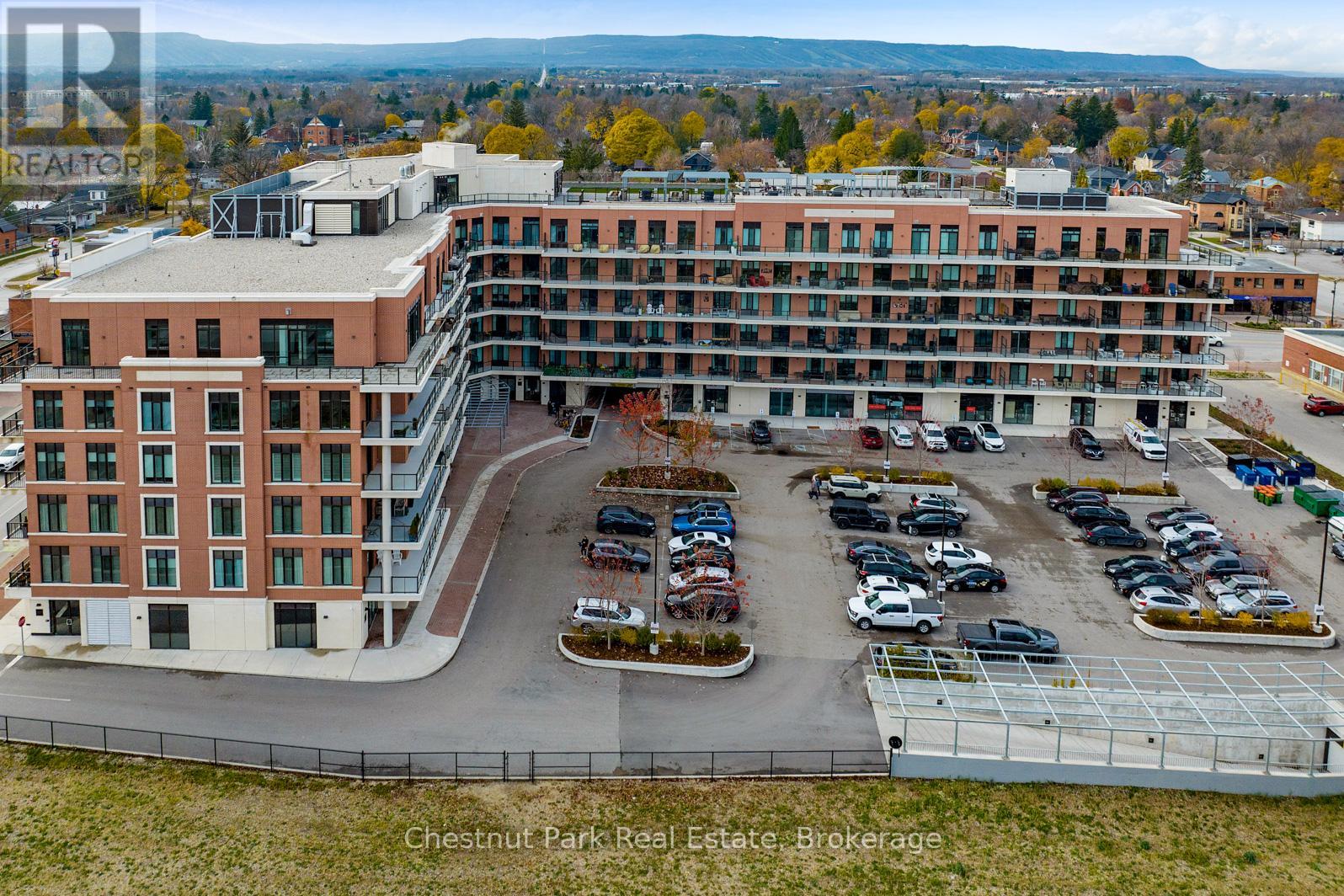 202 - 1 Hume Street, Collingwood, Ontario  L9Y 0X3 - Photo 2 - S12005103