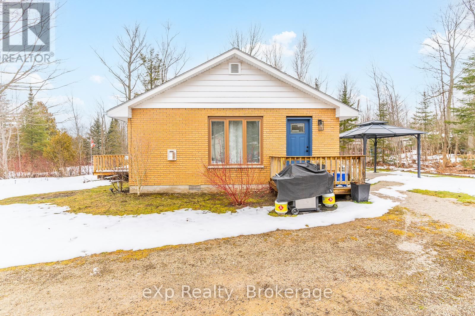 15 Mapleport Crescent, South Bruce Peninsula, Ontario  N0H 2G0 - Photo 32 - X12005119