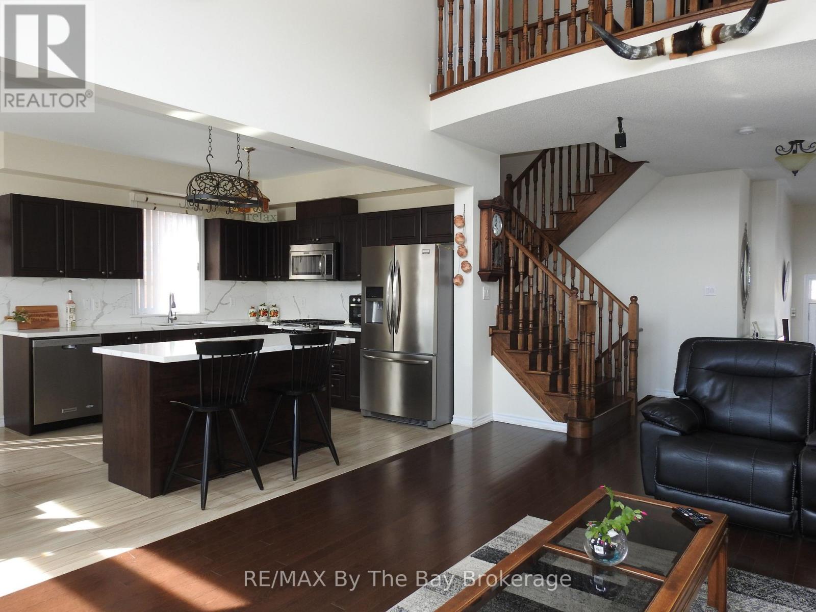 48 Allegra Drive, Wasaga Beach, Ontario  L9Z 0H1 - Photo 3 - S12005212