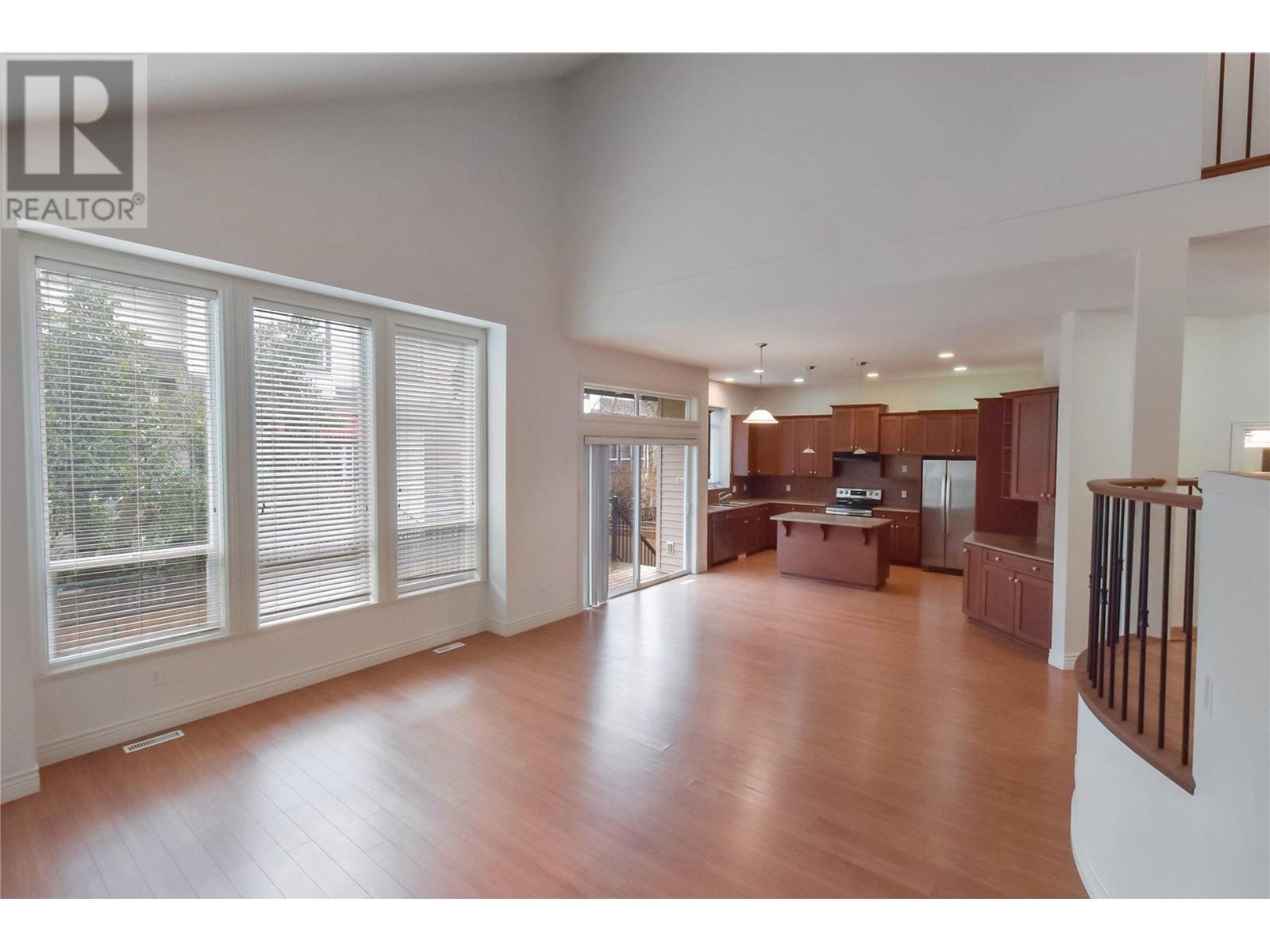 19243 Fieldstone Walk, Pitt Meadows, British Columbia  V3Y 2X1 - Photo 15 - R2968314