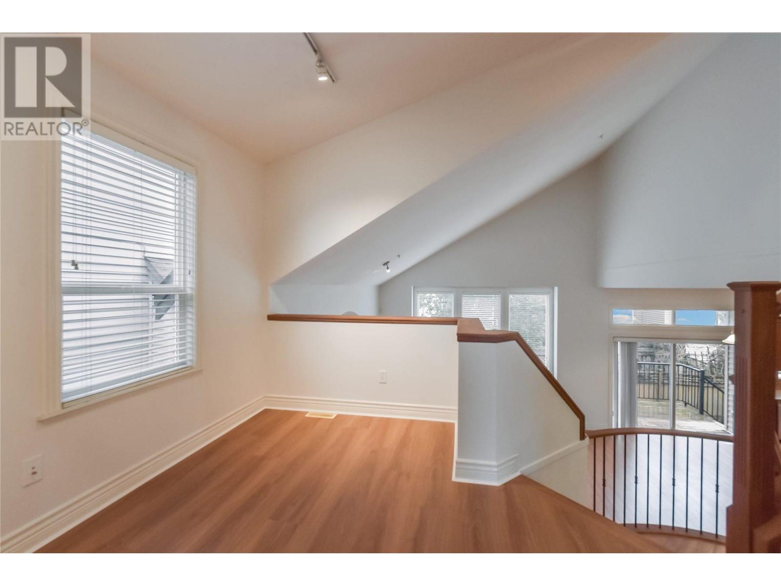 19243 Fieldstone Walk, Pitt Meadows, British Columbia  V3Y 2X1 - Photo 18 - R2968314