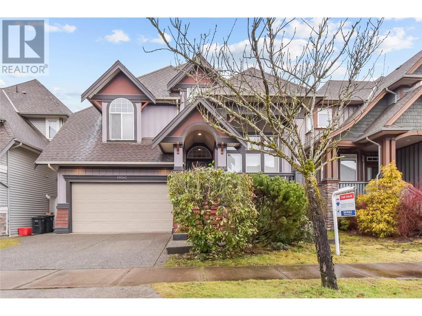 19243 Fieldstone Walk, Pitt Meadows, British Columbia  V3Y 2X1 - Photo 1 - R2968314