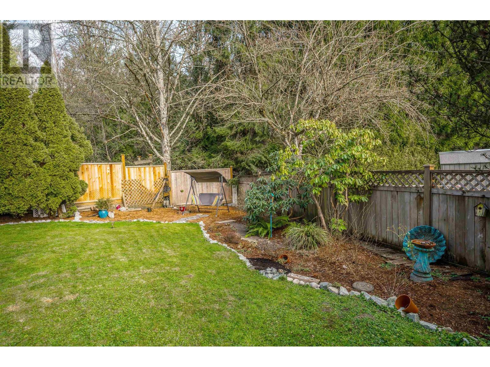 22528 Brickwood Close, Maple Ridge, British Columbia  V2X 9J4 - Photo 3 - R2974248