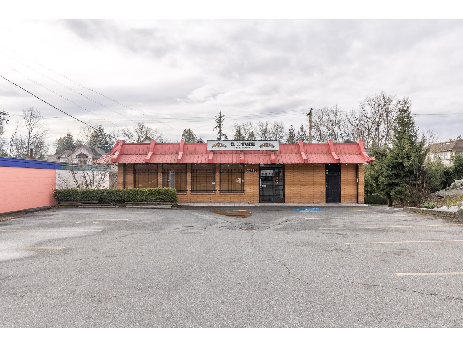 33486 South Fraser Way, Abbotsford, British Columbia  V2S 2B5 - Photo 1 - C8067259