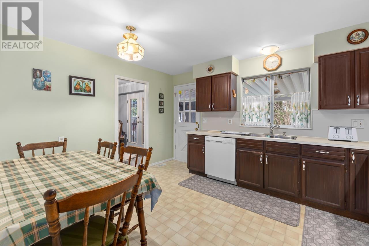3728 Oakdale Street, Port Coquitlam, British Columbia  V3B 4W8 - Photo 7 - R2951866