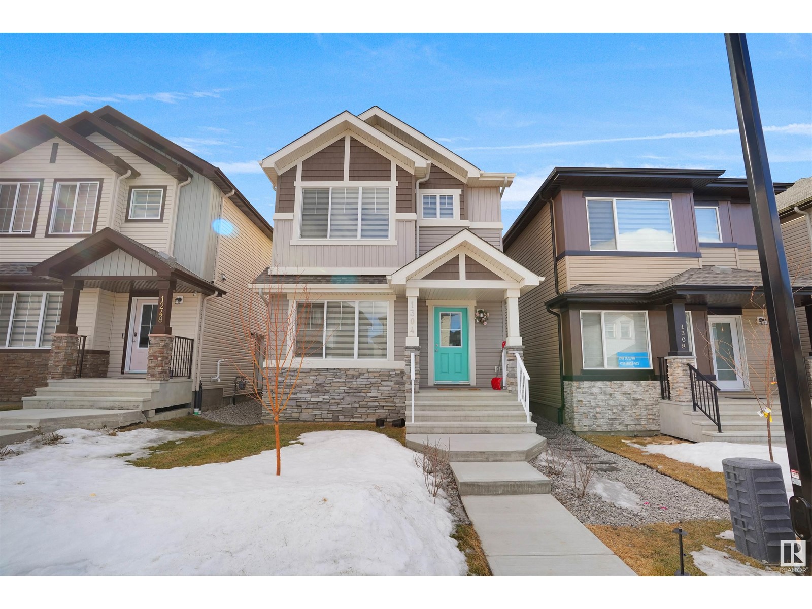 Property at 1304 16 ST NW image 1