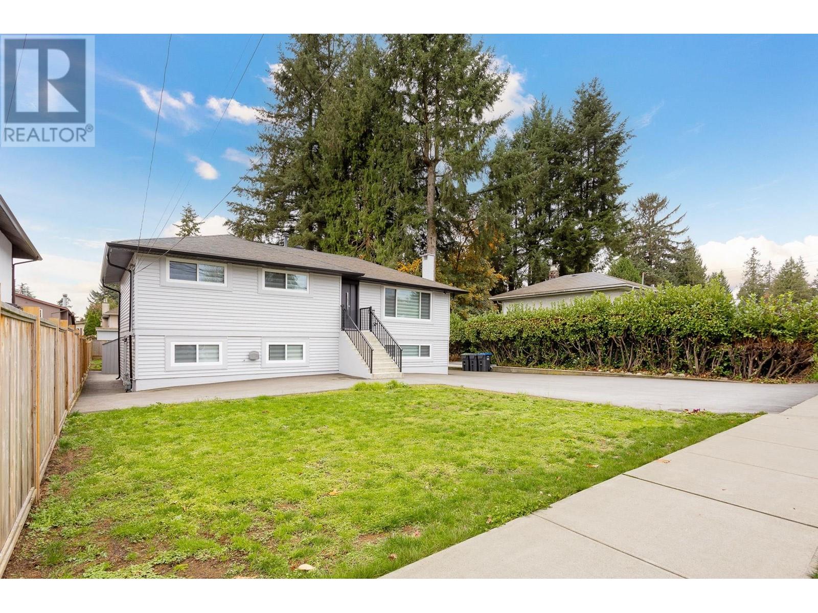 Property at 1624 COQUITLAM AVENUE image 3